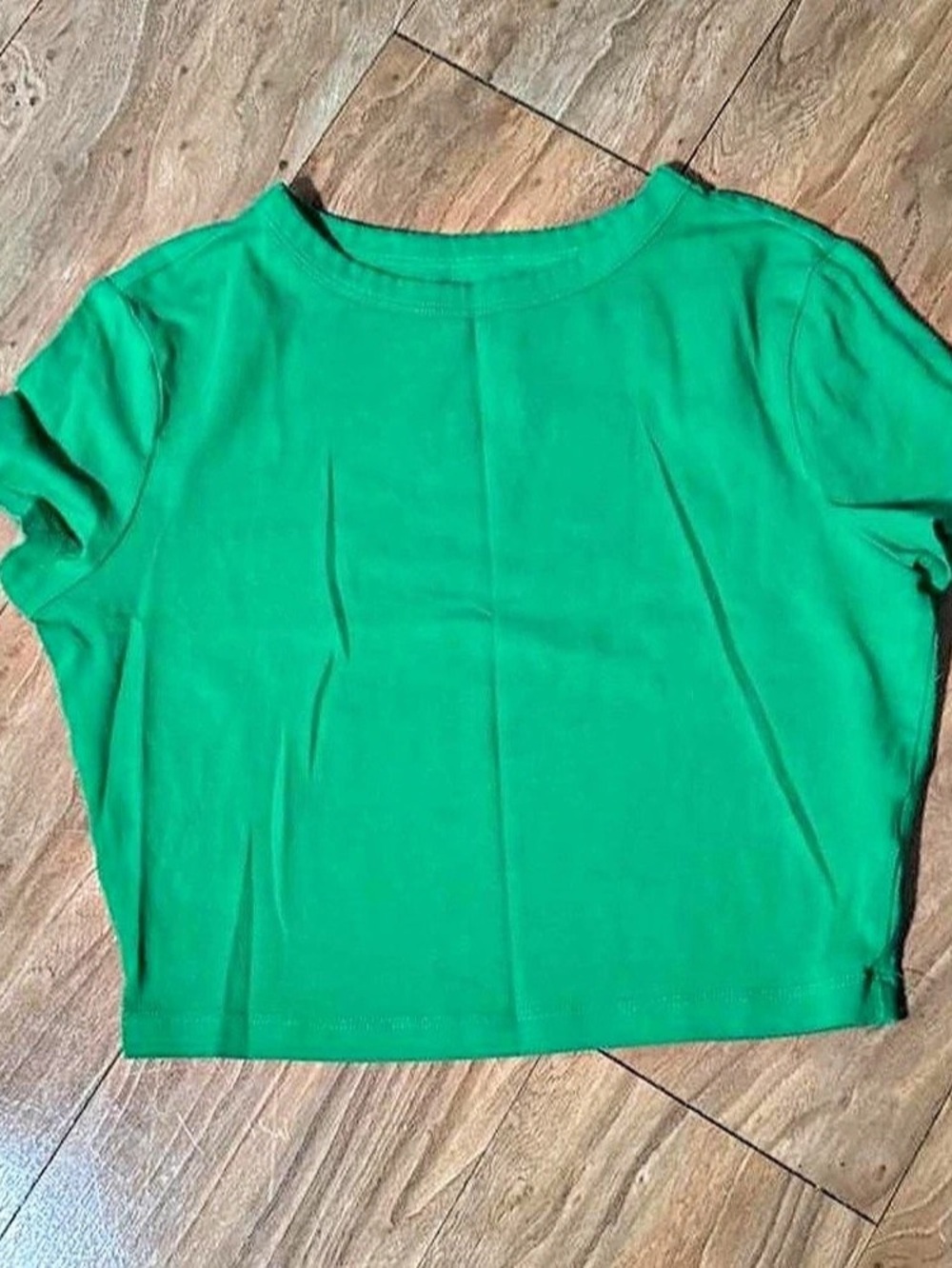 Short Sleeve Top in Green
